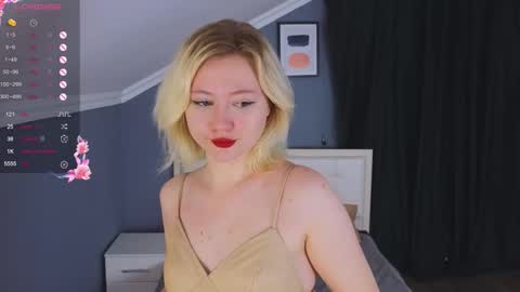jennifer_mathis online show from October 1, 3:29 pm