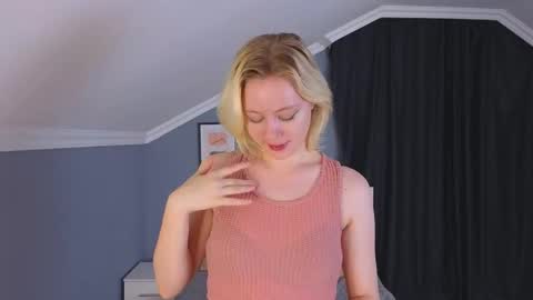 jennifer_mathis online show from October 2, 3:08 pm