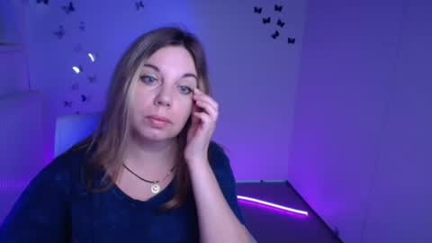 Jennifer online show from September 28, 5:46 am