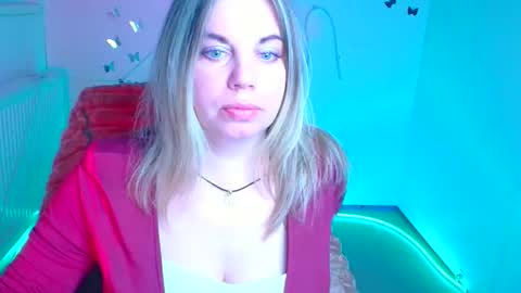 Jennifer online show from April 23, 12:29 pm