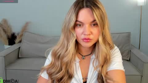 Jennifer Perezz online show from May 11, 8:53 am