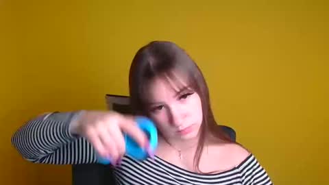 Jennifer online show from January 15, 10:06 am