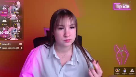 Jennifer online show from February 26, 10:15 am