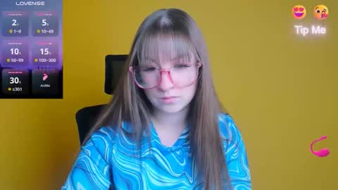 Jennifer online show from October 1, 5:57 am