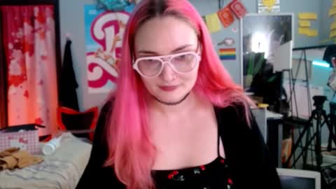 Jennifer Gwen online show from December 17, 2:17 am