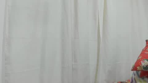 Snapshot of jenniferloveyou chatting on January 13, 9:09 pm jenniferloveyou online show from January 13, 9:09 pm