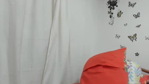 Snapshot of jenniferloveyou chatting on February 7, 9:15 pm jenniferloveyou online show from February 7, 9:15 pm