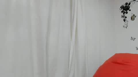 Snapshot of jenniferloveyou chatting on February 23, 10:09 pm jenniferloveyou online show from February 23, 10:09 pm