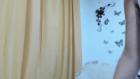 Snapshot of jenniferloveyou chatting on September 9, 4:28 pm jenniferloveyou online show from September 9, 4:28 pm