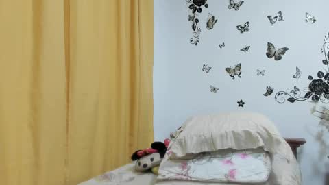 jenniferloveyou online show from November 8, 9:20 am