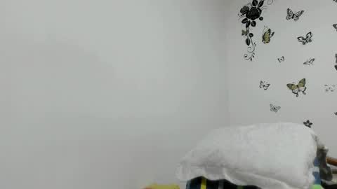 jenniferloveyou online show from April 6, 4:41 pm