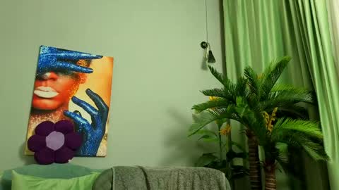 jenniferreys online show from April 14, 5:57 am