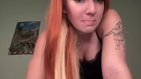 Snapshot of jenniferwhoreance chatting on December 3, 6:17 pm Jenn Hunt FYI spit on tits price change not denoted in menu images see tipmenu online show from December 3, 6:17 pm