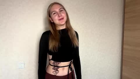 Emilia online show from October 8, 2:04 pm