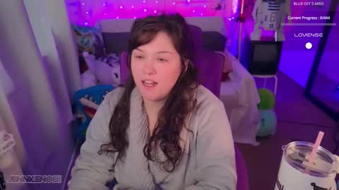 Jenn online show from February 12, 3:18 pm