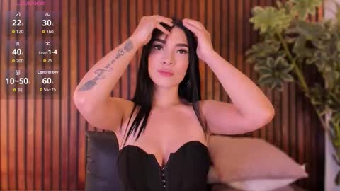     online show from October 3, 12:13 pm