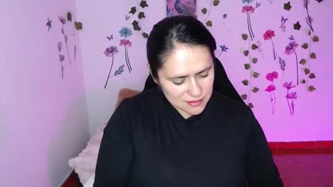 Snapshot of jenny__666 chatting on November 25, 7:36 pm jenny__666 online show from November 25, 7:36 pm