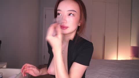 call me Jenny online show from February 13, 12:01 pm