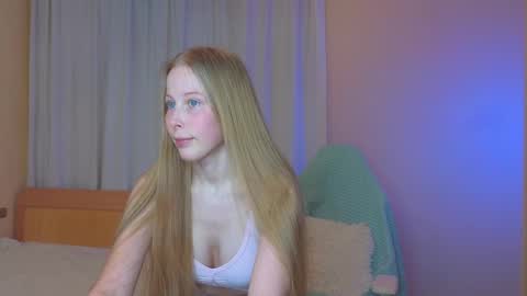 Snapshot of jenny_angelok chatting on December 14, 12:44 pm Next broadcast on December 05 subject to change  online show from December 14, 12:44 pm