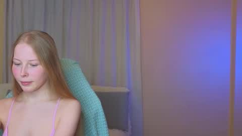 Snapshot of jenny_angelok chatting on January 23, 11:15 am Next broadcast on December 05 subject to change  online show from January 23, 11:15 am