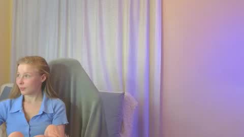 Snapshot of jenny_angelok chatting on September 17, 10:39 am Next broadcast on December 05 subject to change  online show from September 17, 10:39 am