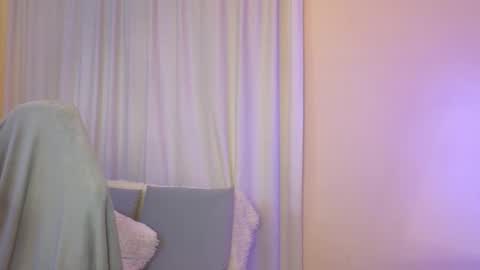 Snapshot of jenny_angelok chatting on September 24, 8:06 am Next broadcast on December 05 subject to change  online show from September 24, 8:06 am