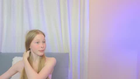 Snapshot of jenny_angelok chatting on October 26, 9:59 am Next broadcast on December 05 subject to change  online show from October 26, 9:59 am