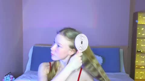 Snapshot of jenny_angelok chatting on April 28, 1:49 pm Next broadcast on December 05 subject to change online show from April 28, 1:49 pm