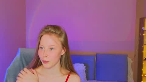Snapshot of jenny_angelok chatting on May 26, 2:02 pm Next broadcast on December 05 subject to change online show from May 26, 2:02 pm