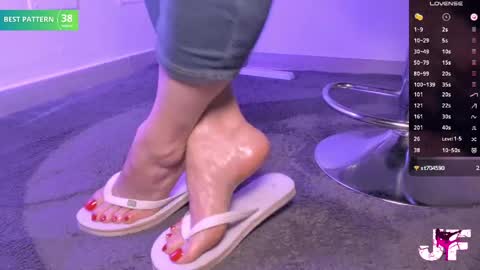 Jenny online show from April 27, 1:42 pm