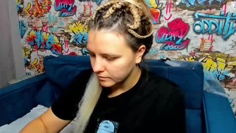 Jenny online show from November 1, 9:22 am