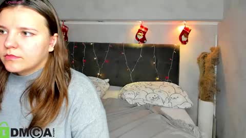 Jenny online show from December 5, 9:18 am