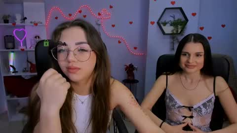 Jenny online show from April 20, 5:43 am