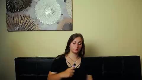 Snapshot of jenny_smille_ chatting on July 7, 6:05 am jenny_smille_ online show from July 7, 6:05 am