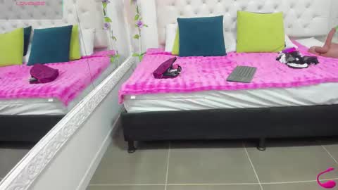 Snapshot of jenny_stark chatting on November 3, 11:11 am jenny_stark online show from November 3, 11:11 am