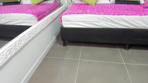 Snapshot of jenny_stark chatting on November 7, 11:43 am jenny_stark online show from November 7, 11:43 am