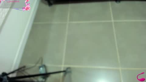 Snapshot of jenny_stark chatting on November 9, 11:19 am jenny_stark online show from November 9, 11:19 am