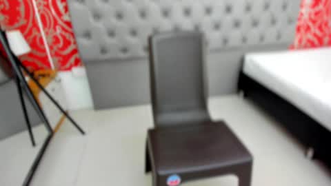 jenny_towers online show from September 13, 11:10 am