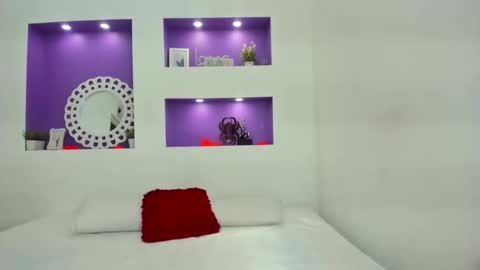 jenny_towers online show from November 2, 7:05 pm