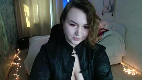 Jenny online show from April 11, 7:45 am