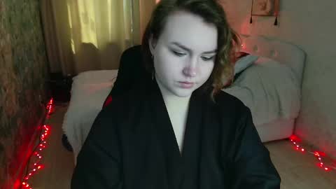 Jenny online show from April 25, 7:11 am