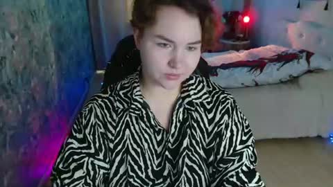 Snapshot of jennyattal chatting on July 19, 4:38 am Jenny online show from July 19, 4:38 am