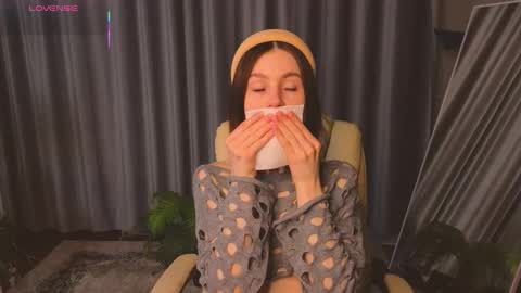 jennyfer_me online show from March 13, 12:23 pm