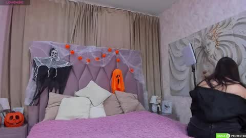 Jenny Ferguson online show from October 18, 6:08 pm