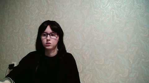 JennyOlset online show from October 18, 2:07 pm