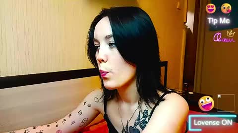 Snapshot of jennyrass chatting on May 23, 10:14 pm JennyRass online show from May 23, 10:14 pm