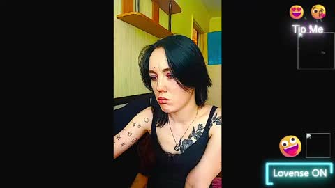 Snapshot of jennyrass chatting on May 27, 5:59 am JennyRass online show from May 27, 5:59 am