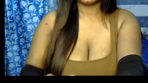 Snapshot of jennysinghaniya chatting on November 25, 11:21 am jenny online show from November 25, 11:21 am