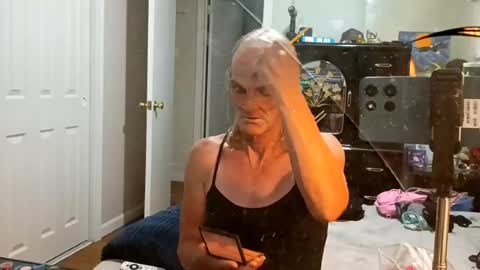 jennywomacks online show from August 10, 1:20 am