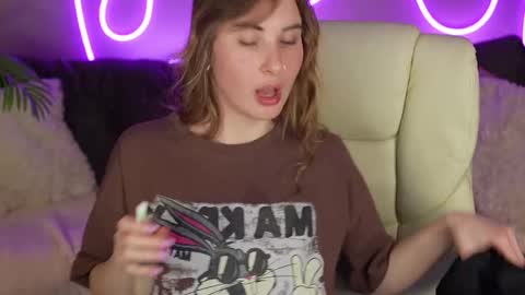 JENNY online show from November 14, 2:43 am